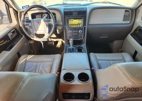 2016 Lincoln Navigator Select z USA, uszkodzony, nr VIN 5LMJJ2HT5GEL07598